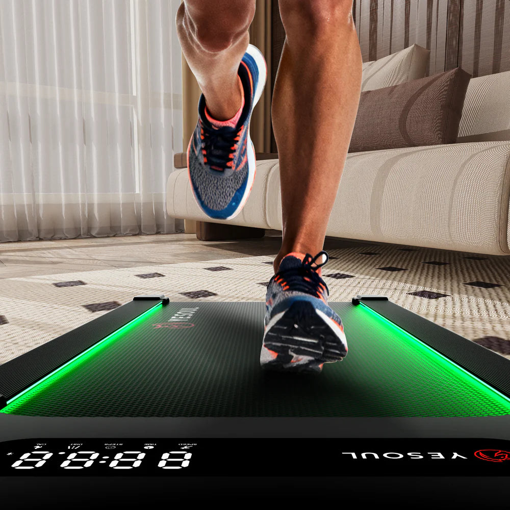 Spacious Running Deck